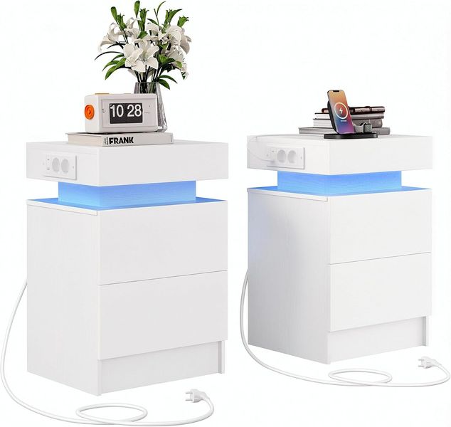 Zweier Set moderner Nachttische mit integrierter LED-Beleuchtung, dekorative und praktische Schlafzimmermoebel